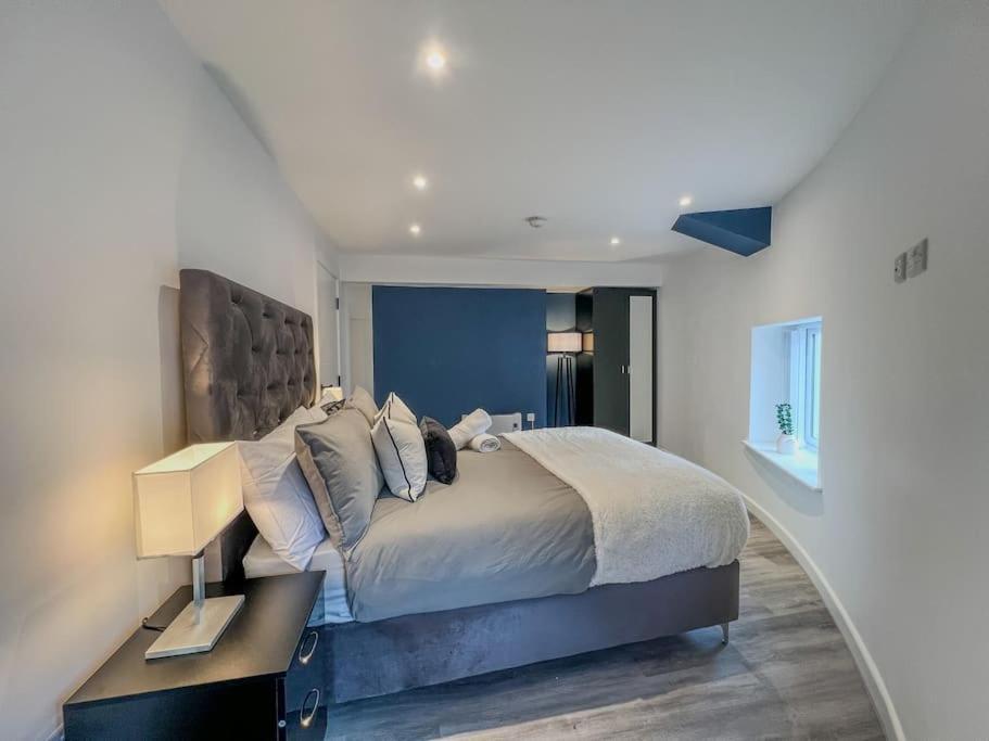 Orange Rentals-High Spec, Midnight Suite, Sleeps 4-Pets Welcome! Liverpool Kültér fotó