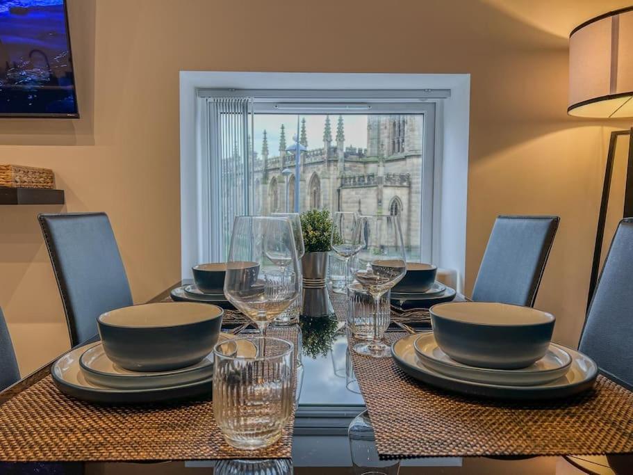 Orange Rentals-High Spec, Midnight Suite, Sleeps 4-Pets Welcome! Liverpool Kültér fotó
