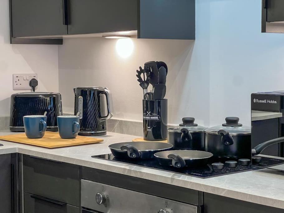 Orange Rentals-High Spec, Midnight Suite, Sleeps 4-Pets Welcome! Liverpool Kültér fotó